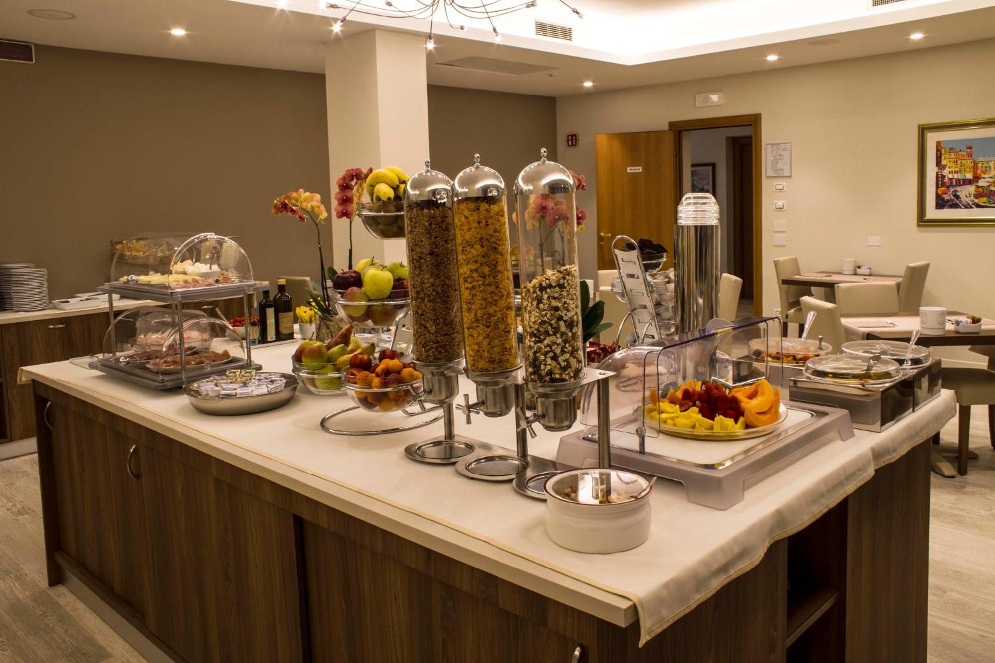 לאזיסה Hotel Relais Agli Olivi מראה חיצוני תמונה