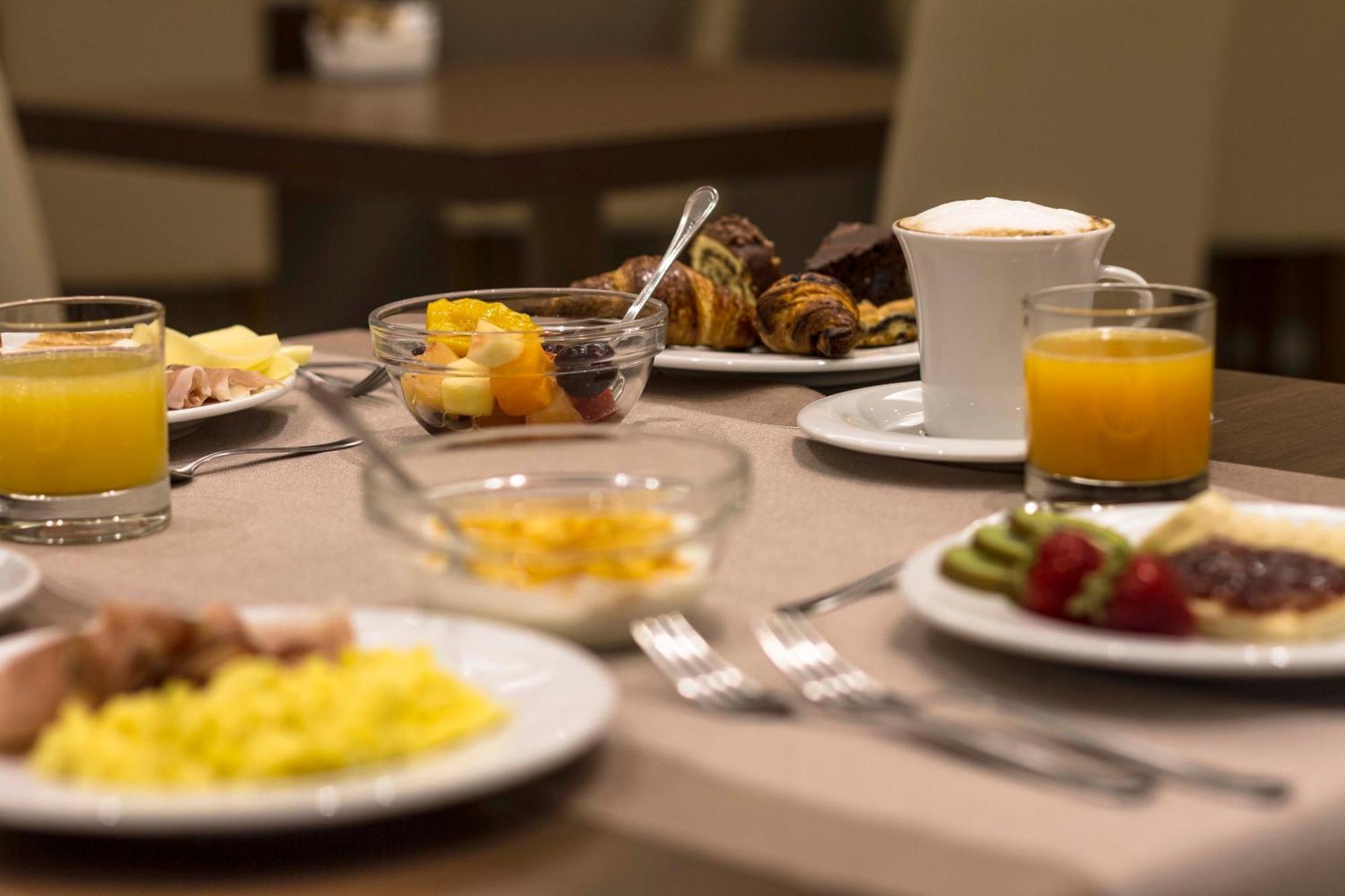 לאזיסה Hotel Relais Agli Olivi מראה חיצוני תמונה