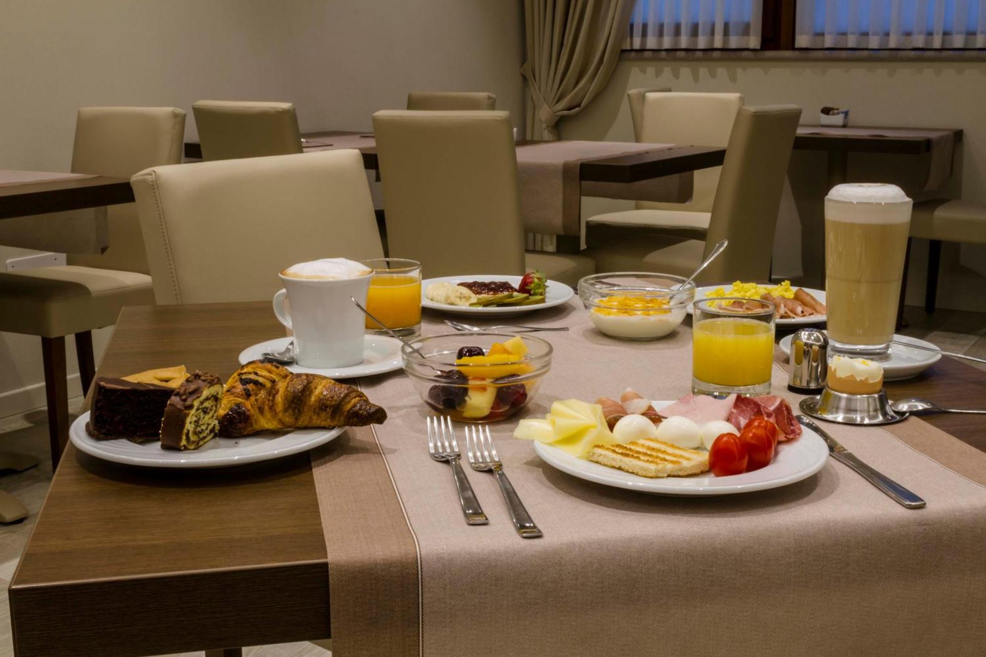 לאזיסה Hotel Relais Agli Olivi מראה חיצוני תמונה